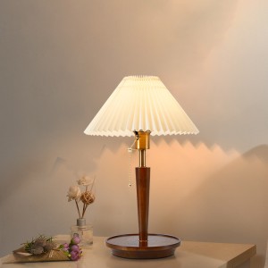 Table lamp