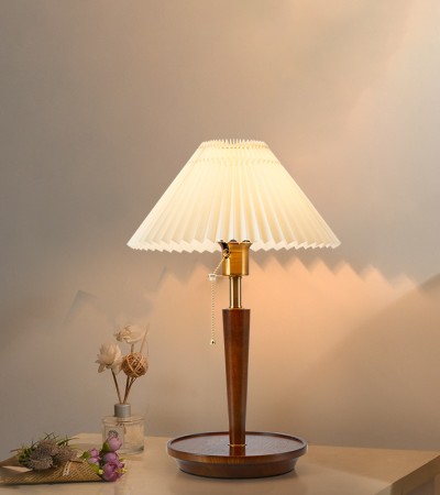 Table lamp