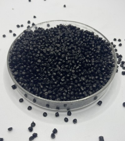 Plastic pellet