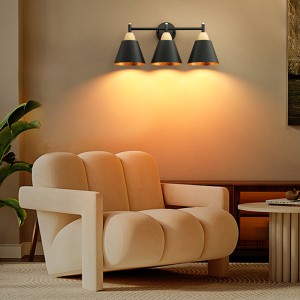 Wall lamp