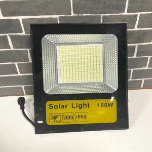 Solar floodlight