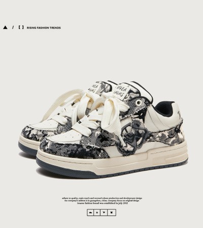 Canvas board shoes