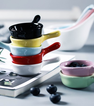 Creative Japanese Handle Mini Porcelain Dish Sauce Vinegar Dish Sauce Dish Dipping Dish Ceramic Seasoning Dish