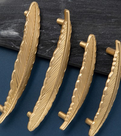 Pure copper handle Cabinet feather gold wardrobe door handle Modern and simple copper handle High grade cabinet door brass handle